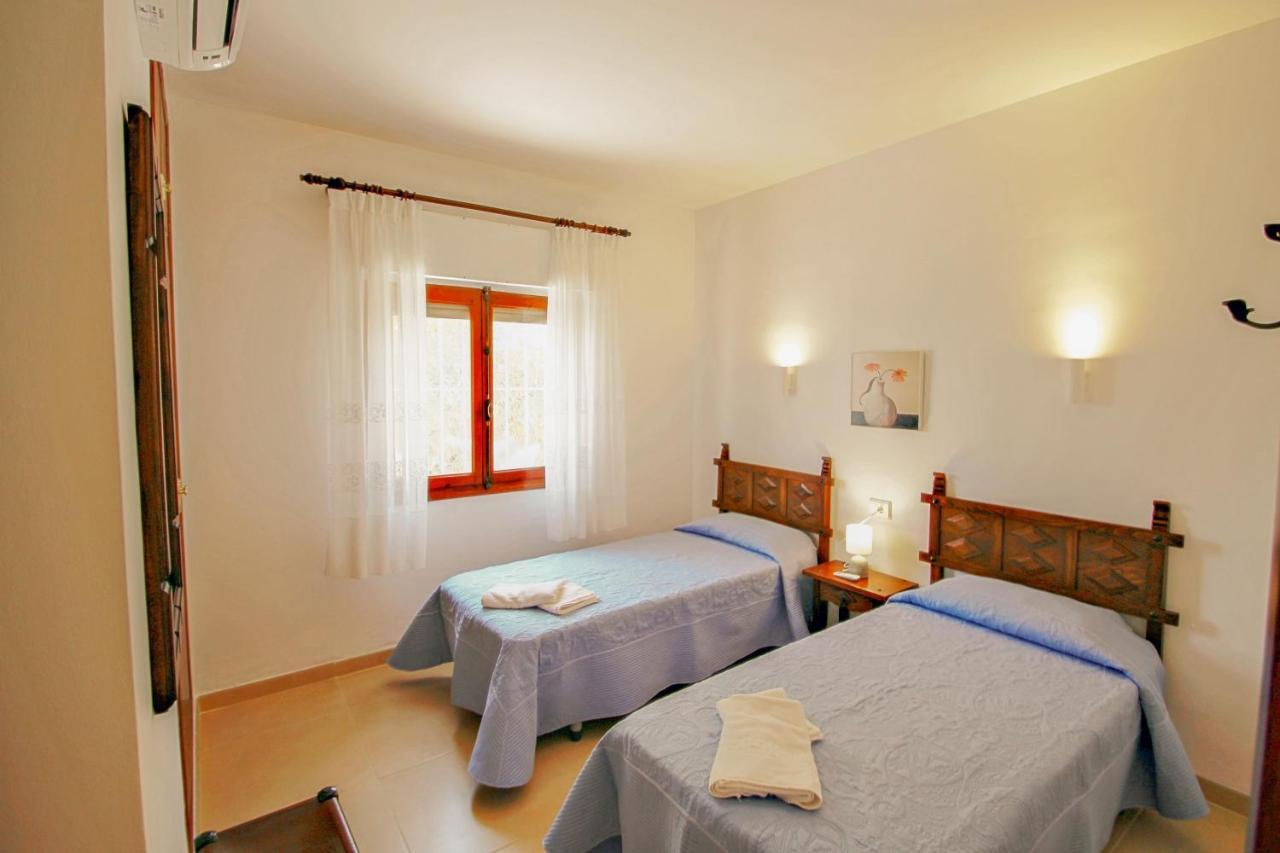 Villa Tere - With Private Swimming Pool In Calp
